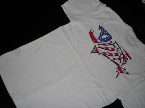 - Gammel G-Loomis T-shrt. Herunder er der langt mere kreative bud...