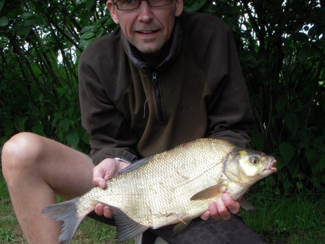 - Happy happy - det dersens mede-noget er sgu ikke helt tosset... :-)