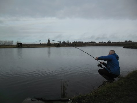 - Rasmus versus en "solid hvid".... - 20 minutters fightindsatsen blev belønnet!